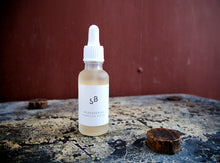 Laden Sie das Bild in den Galerie-Viewer, STUDIO BOTANIC PFLEGESERUM 30 ml