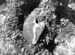BUNNY GUA SHA ISAR STONE